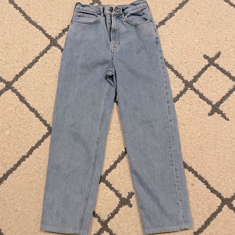 Everlane, The Way High Jean in light indigo, Size 26